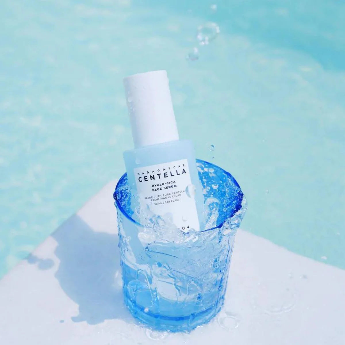 Skin1004 - Madagascar Centella Hyalu-Cica Blue Serum 30m